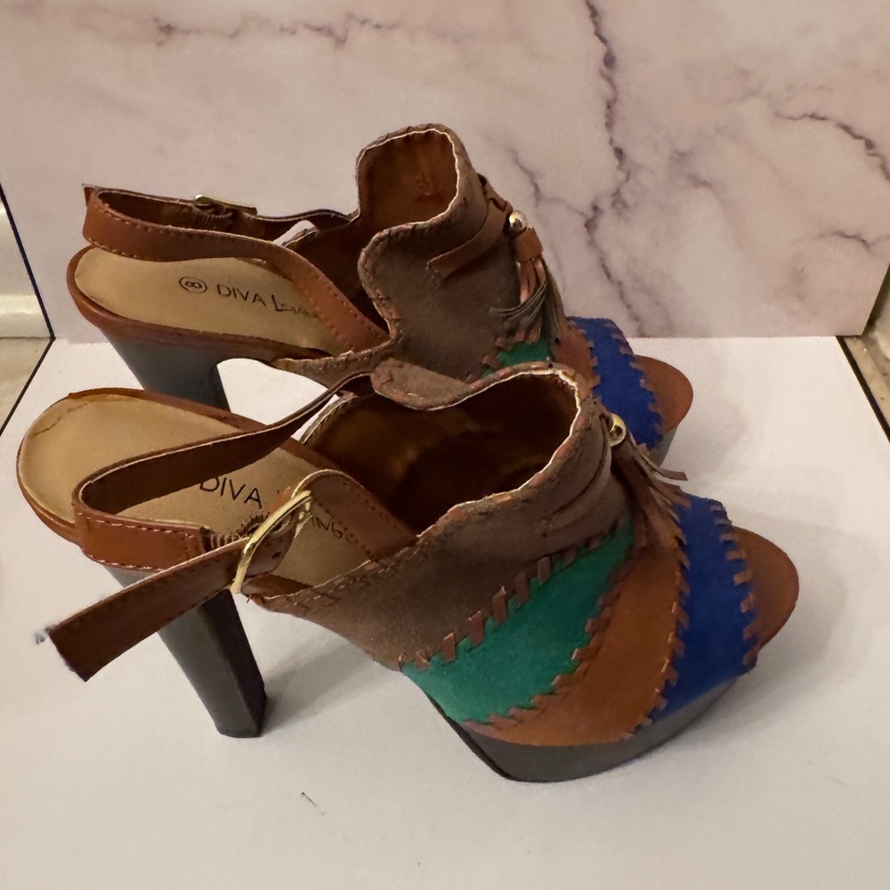 DIVA Lounge Brown and Blue High Heel Pumps